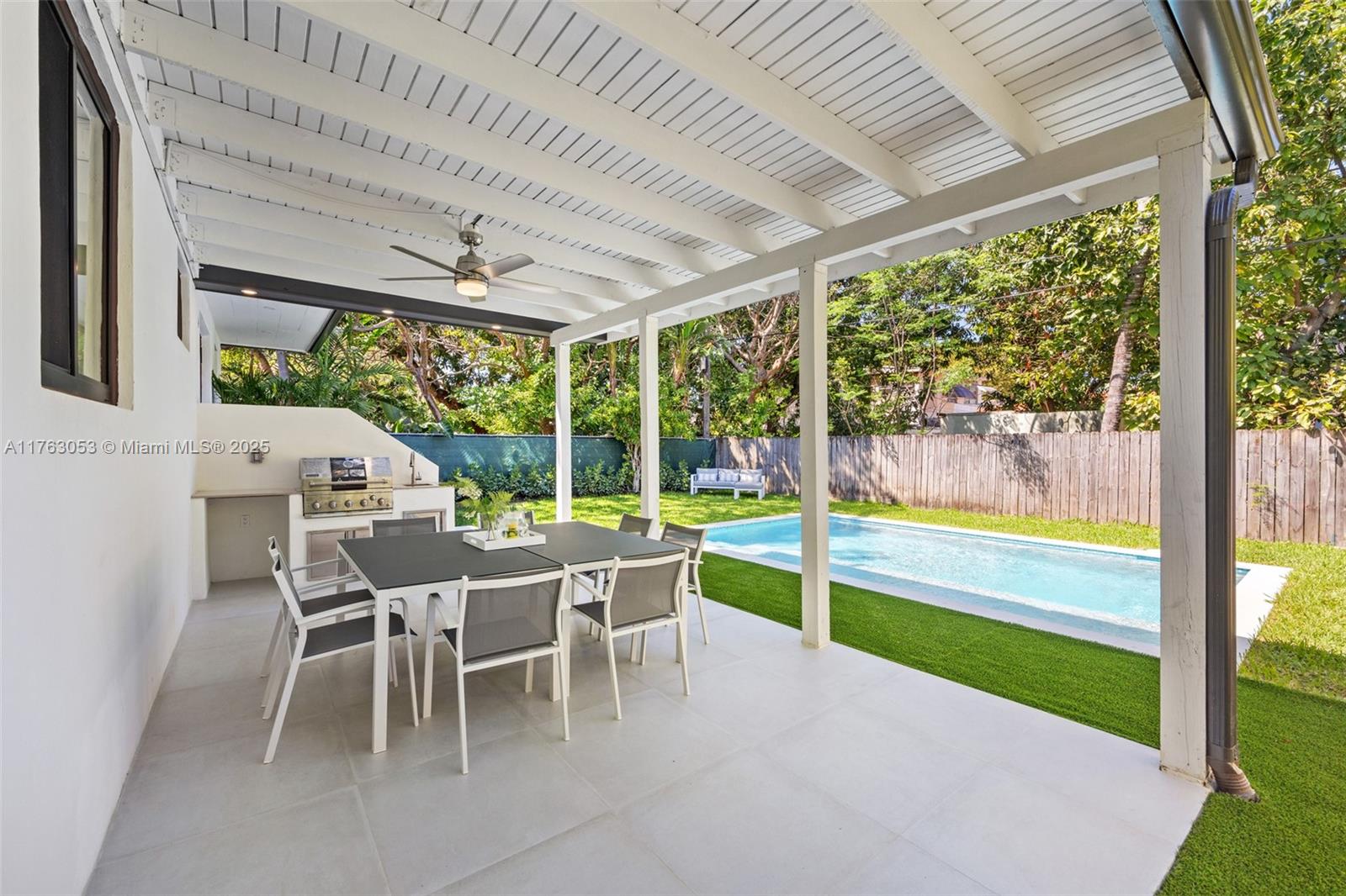 2467 Southwest 13th Street Miami, FL 33145 - Photo 24 of 27