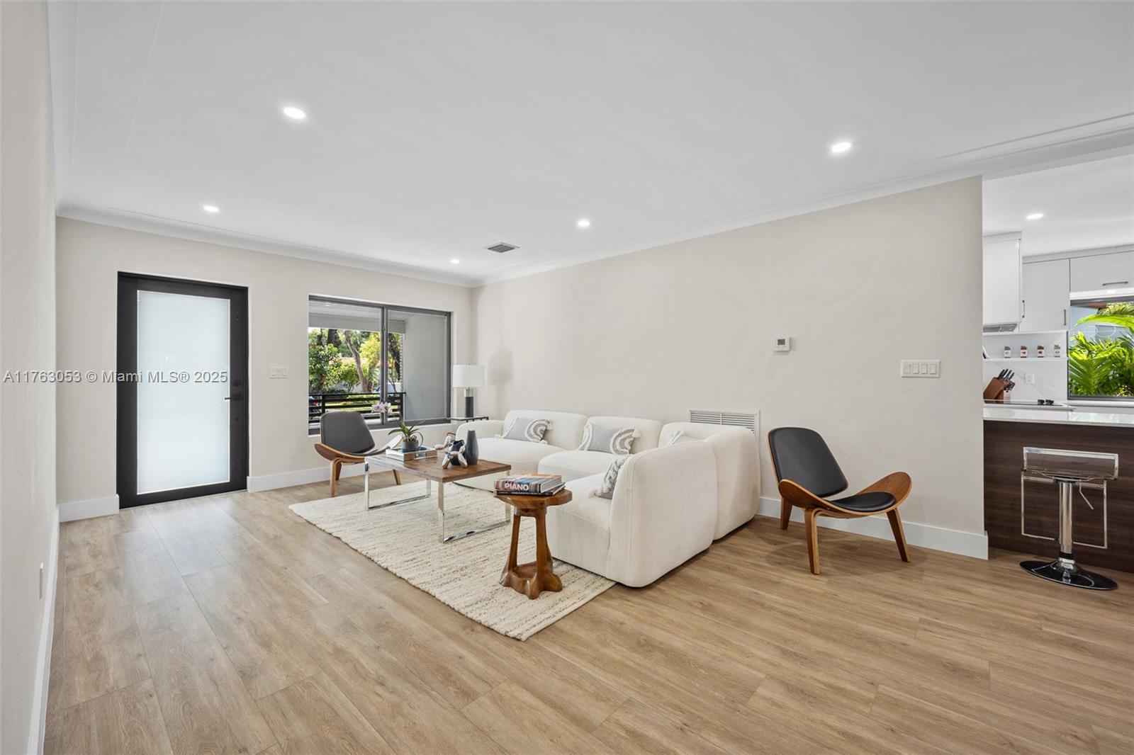 2467 Southwest 13th Street Miami, FL 33145 - Photo 4 of 27