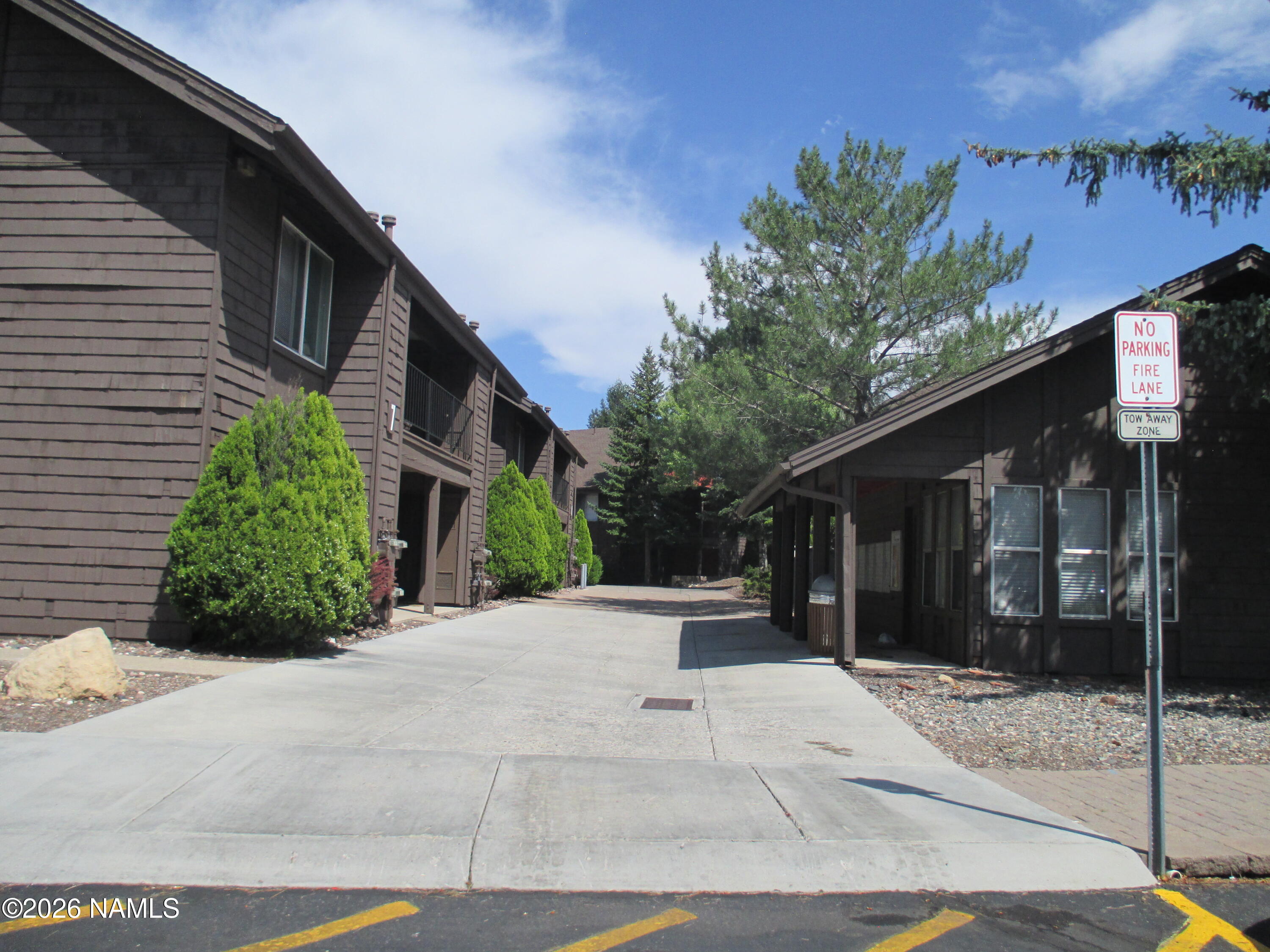 1200 South Riordan Ranch Street, Unit 50 Flagstaff, AZ 86001 - Photo 2 of 18 IMG_2383
