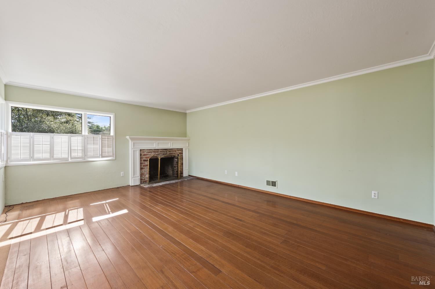 2 Baytree Lane San Anselmo, CA 94960 - Photo 4 of 23