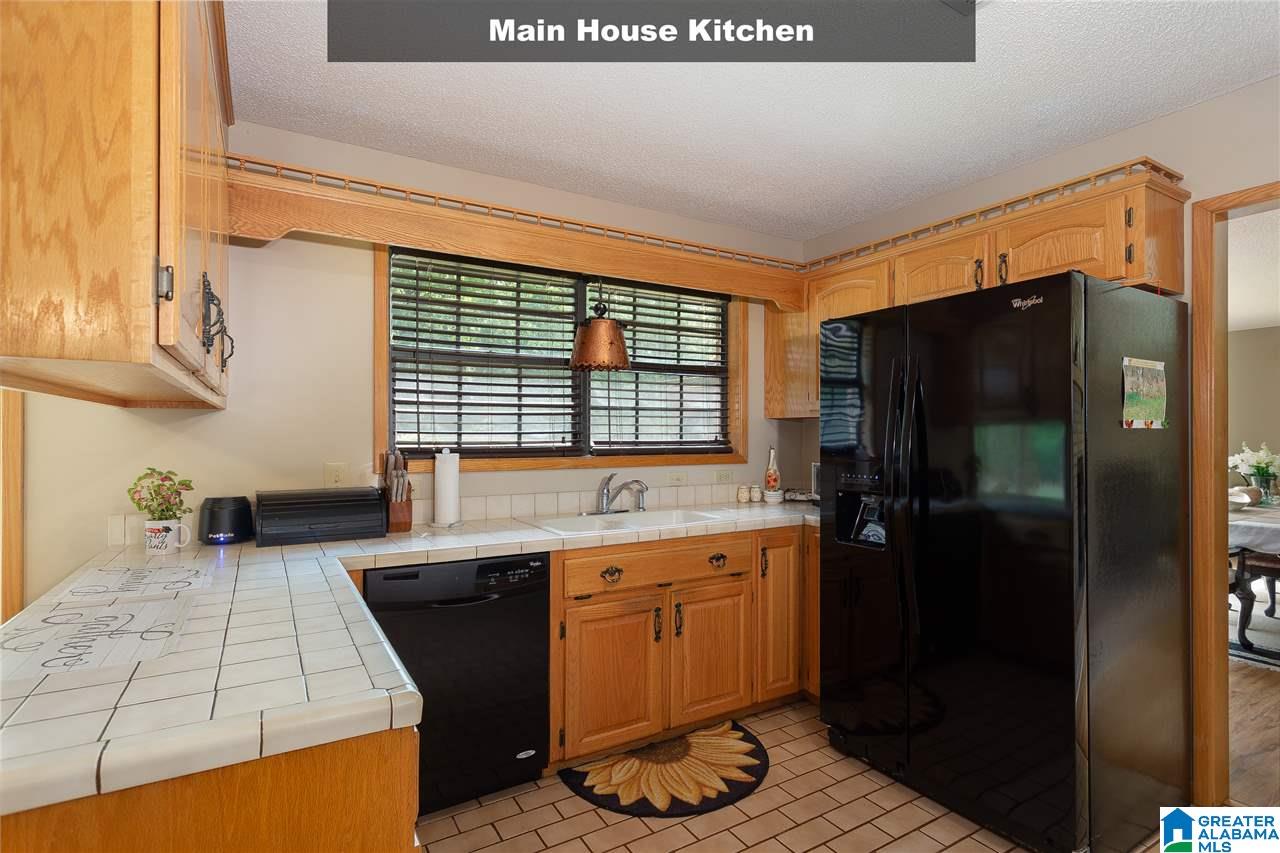 1054 Whites Gap Road Southeast Jacksonville, AL 36265 - Photo 2 of 50
