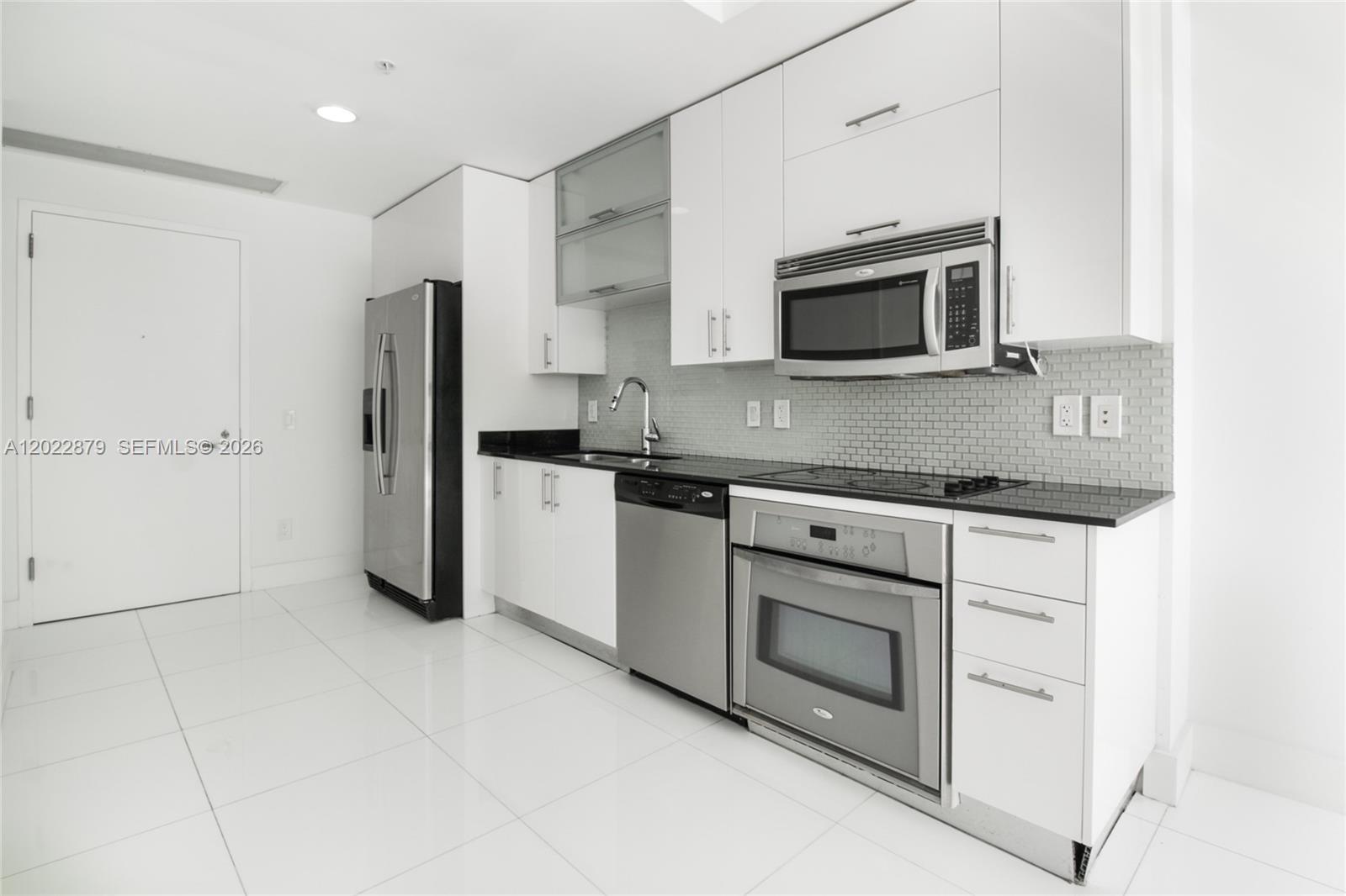 60 Southwest 13th Street, Unit 2208 Miami, FL 33130 - Photo 6 of 13