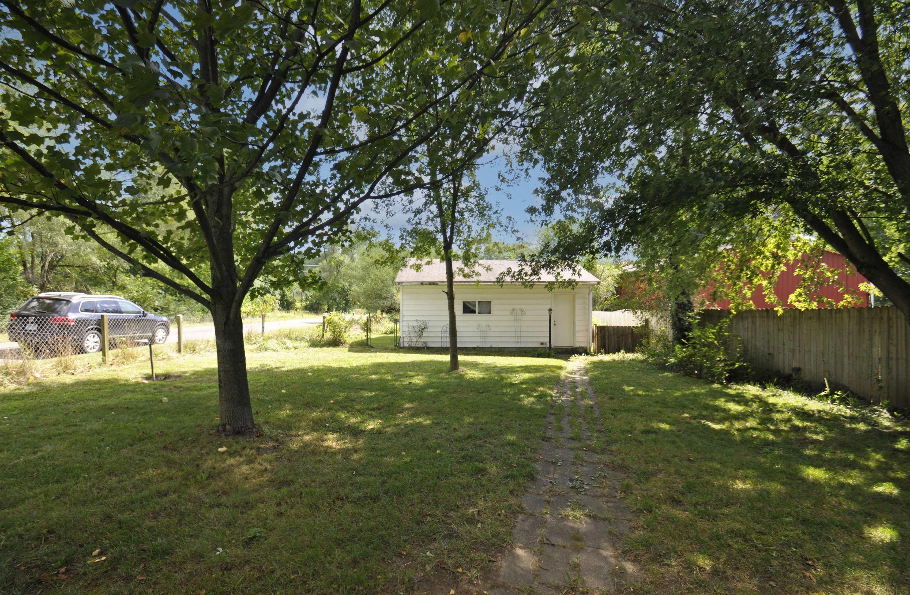 19440 Auten Road South Bend, IN 46637 - Photo 16 of 21 Gallery Image 16