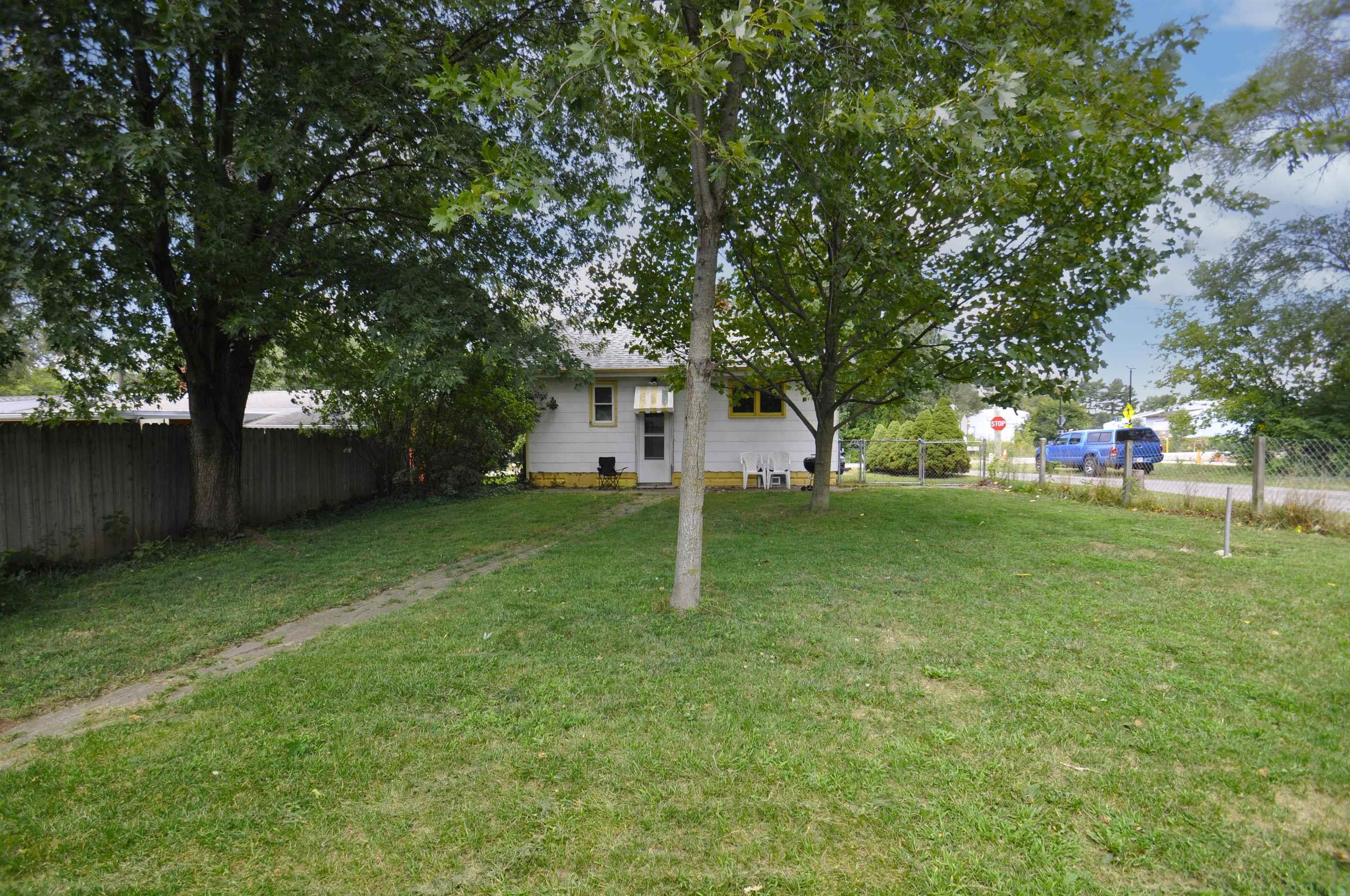 19440 Auten Road South Bend, IN 46637 - Photo 17 of 21 Gallery Image 17