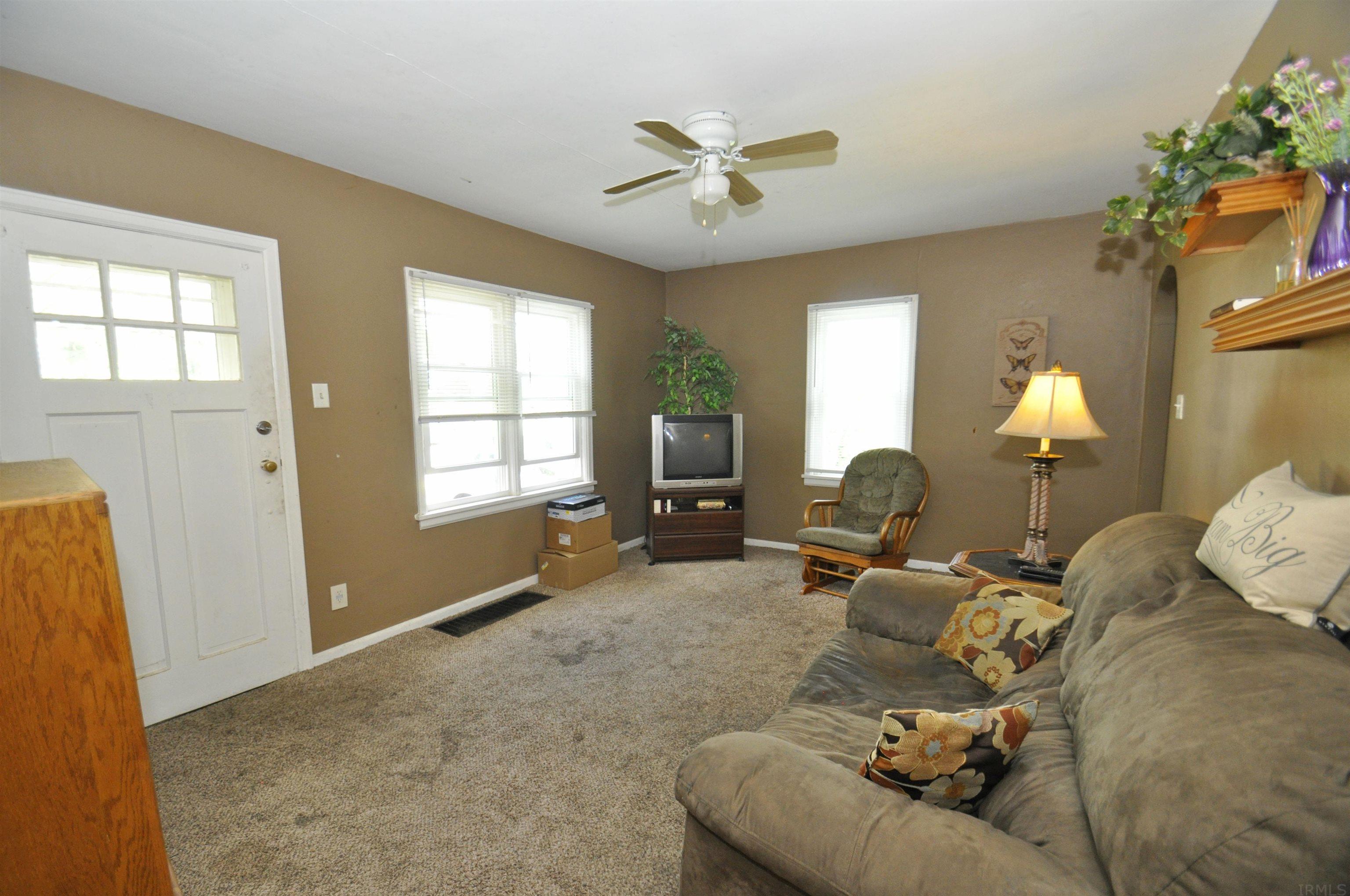 19440 Auten Road South Bend, IN 46637 - Photo 5 of 21 Gallery Image 5