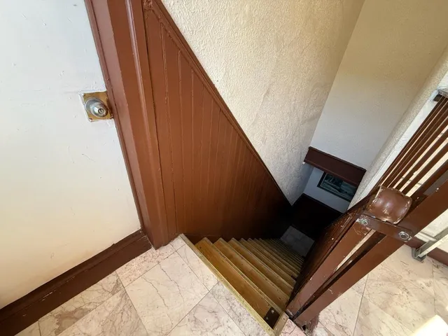 $1,950 | 150 Academy Street, Unit 2, Jersey City, NJ 07302