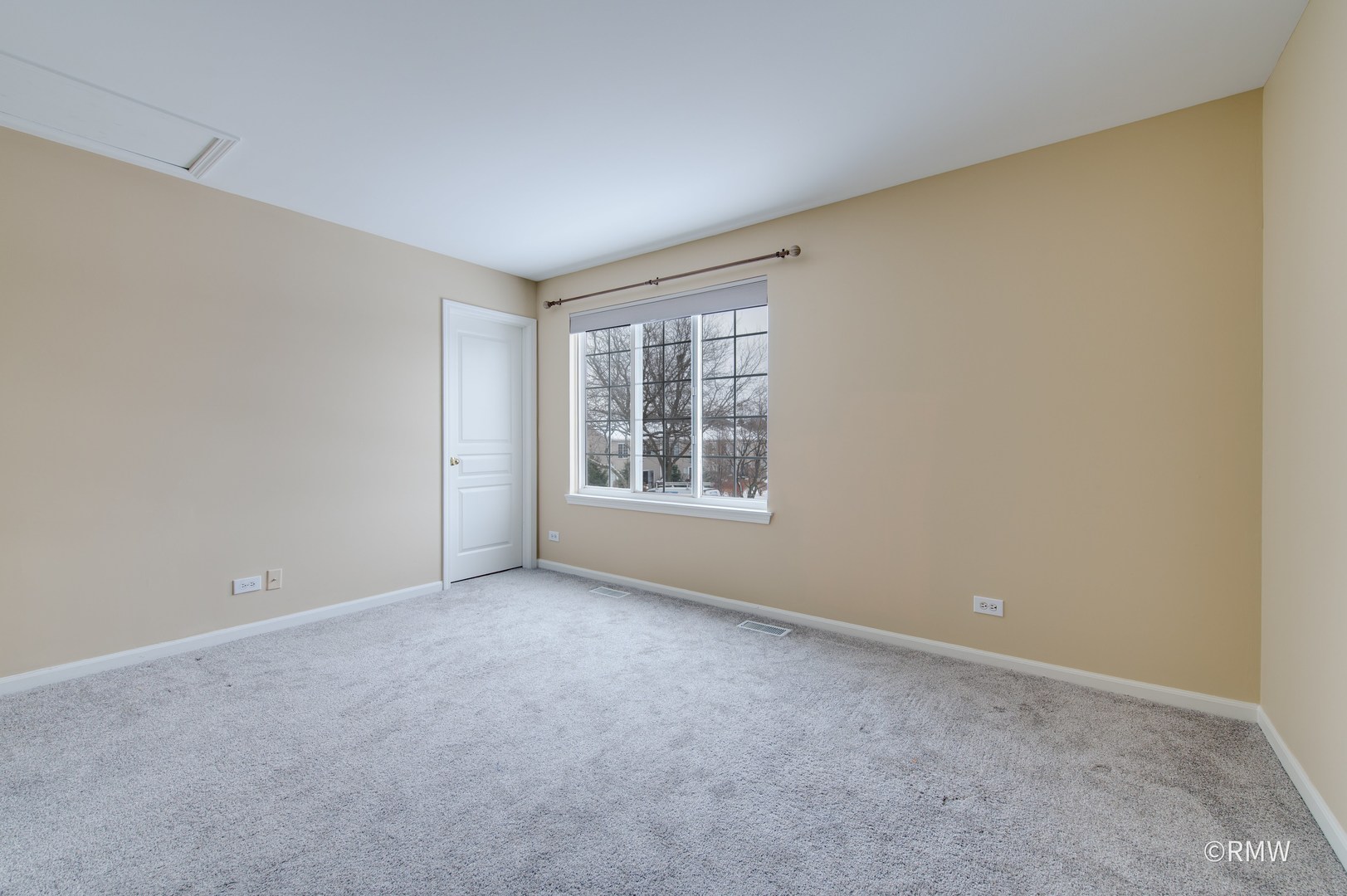 1223 Summersweet Lane Bartlett, IL 60103 - Photo 15 of 22 a view of an empty room with a window