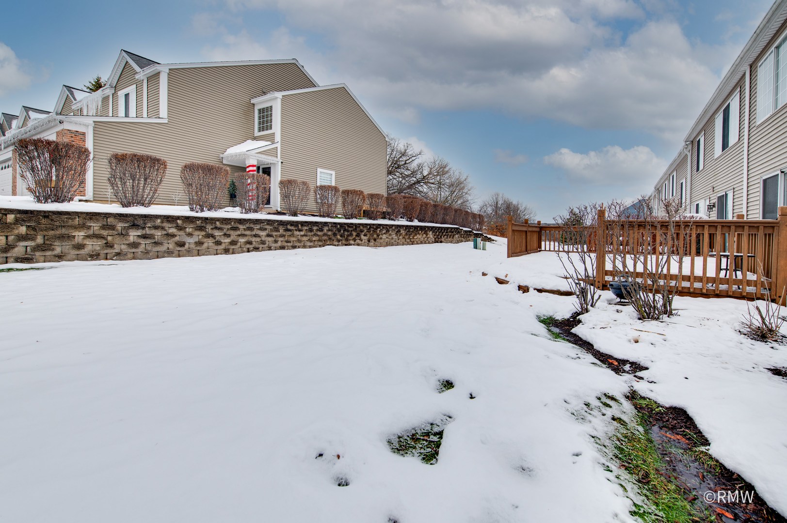 1223 Summersweet Lane Bartlett, IL 60103 - Photo 21 of 22 a view of a terrace