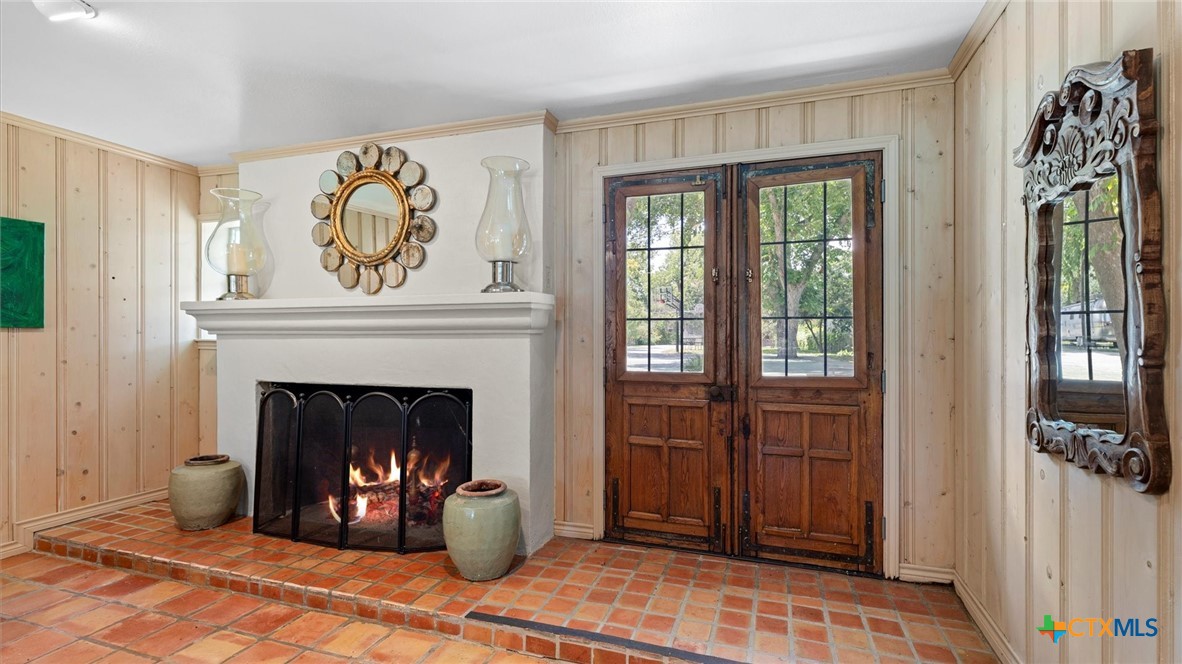 2323 Terminal Loop Road McQueeney, TX 78123 - Photo 9 of 43