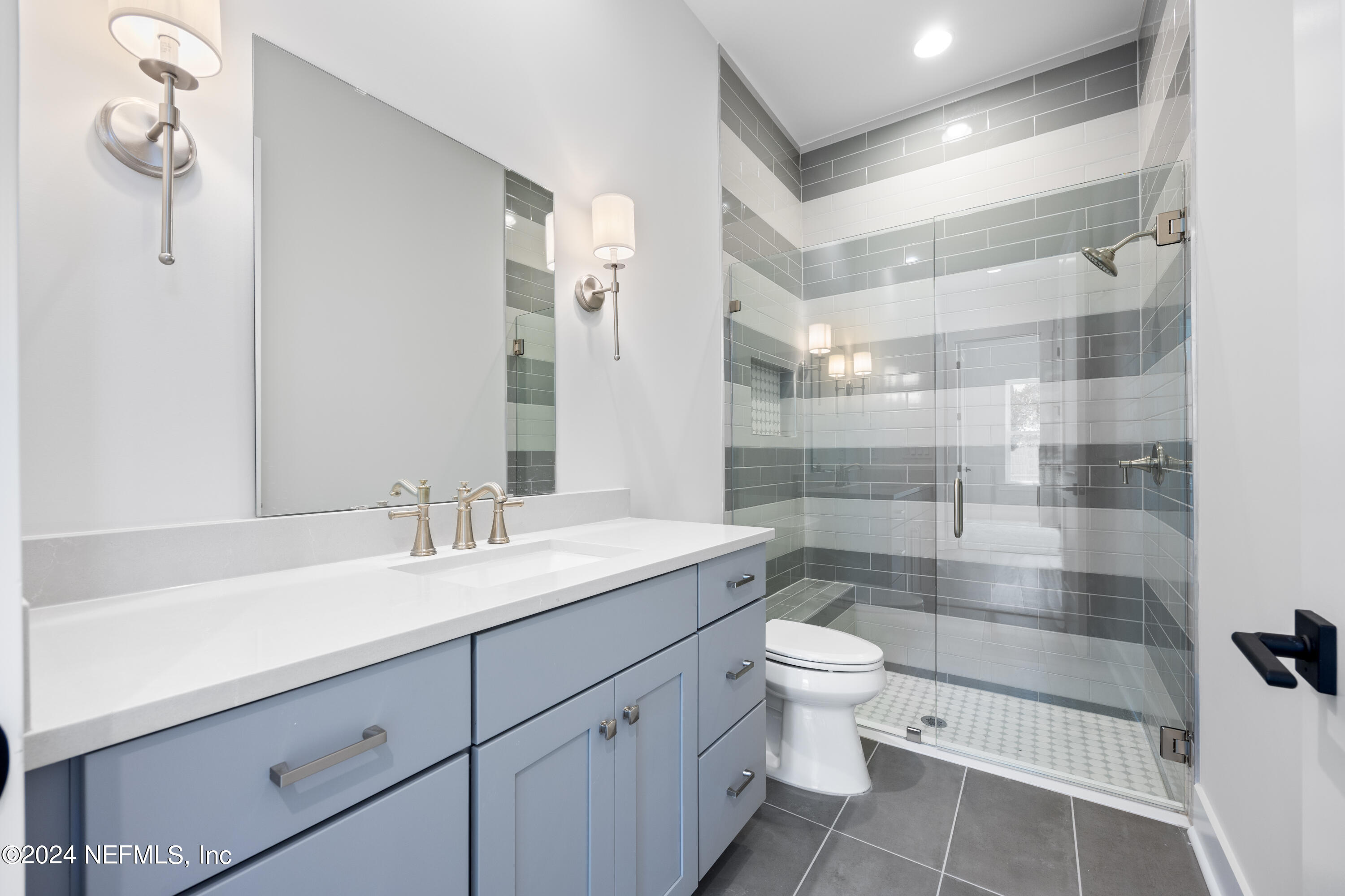 9539 Waterford Road Jacksonville, FL 32257 - Photo 32 of 46 HALL BATH