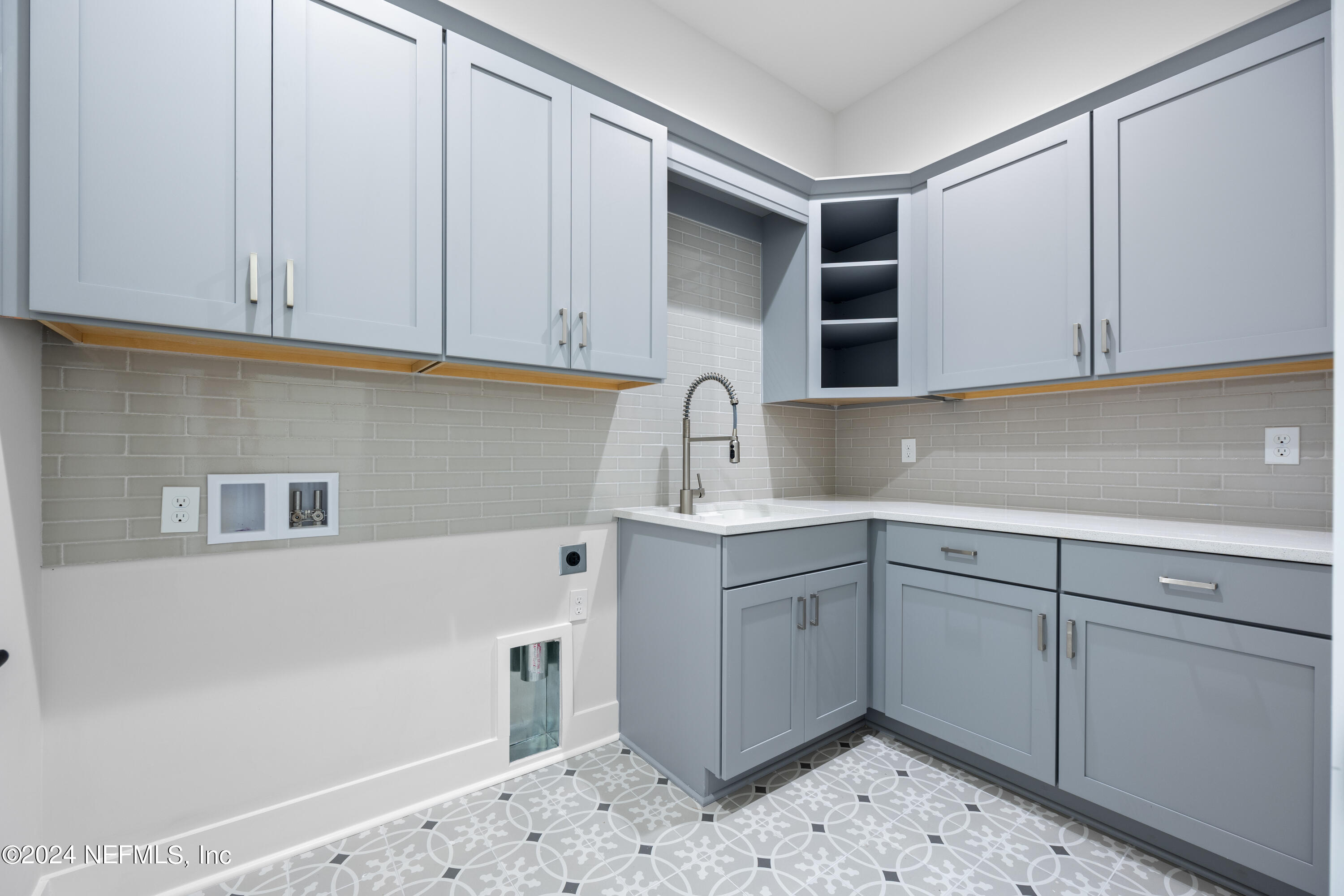 9539 Waterford Road Jacksonville, FL 32257 - Photo 36 of 46 LAUNDRY ROOM