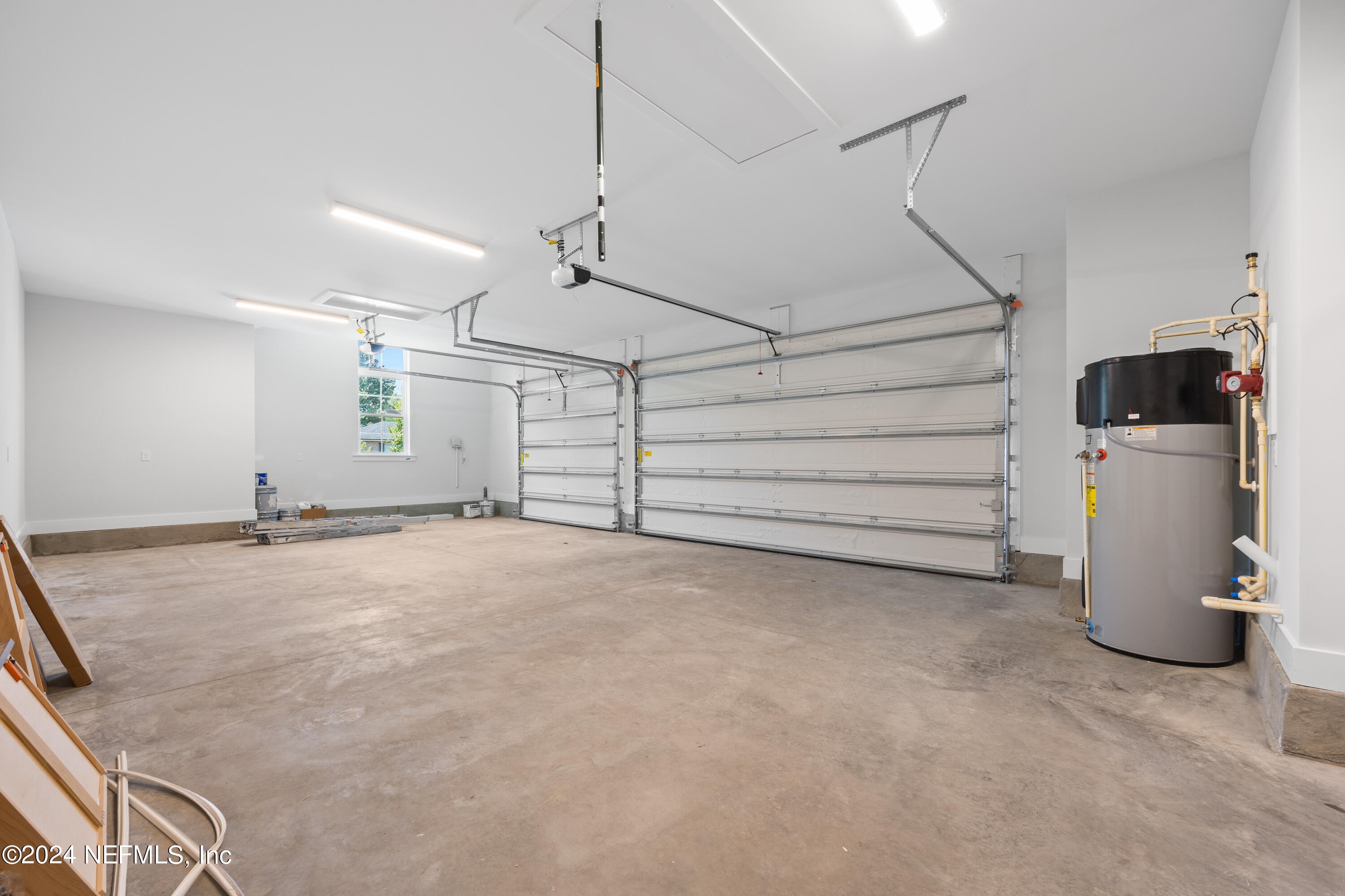 9539 Waterford Road Jacksonville, FL 32257 - Photo 37 of 46 3 CAR GARAGE