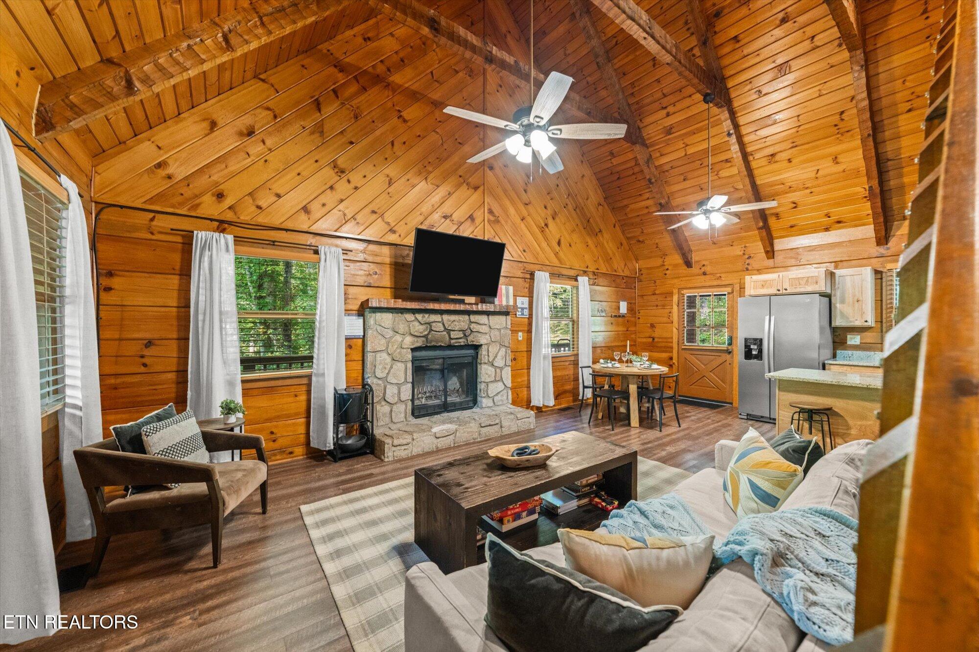 4372 Boogertown Road, Unit 4 Sevierville, TN 37876 - Photo 4 of 25 _04