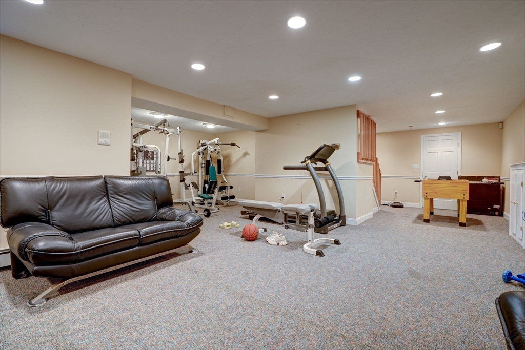161 Gardiner Road Quincy, MA 02169 - Photo 30 of 42 Gallery Image 30