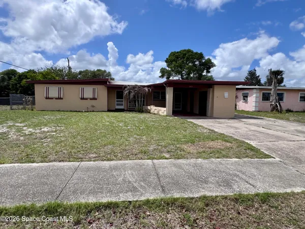 $1,850 | 305 Edinburgh Drive, Cocoa, FL 32922