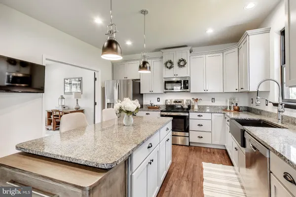 $639,900 | 46210 Lisa Marie Court, Drayden, MD 20630