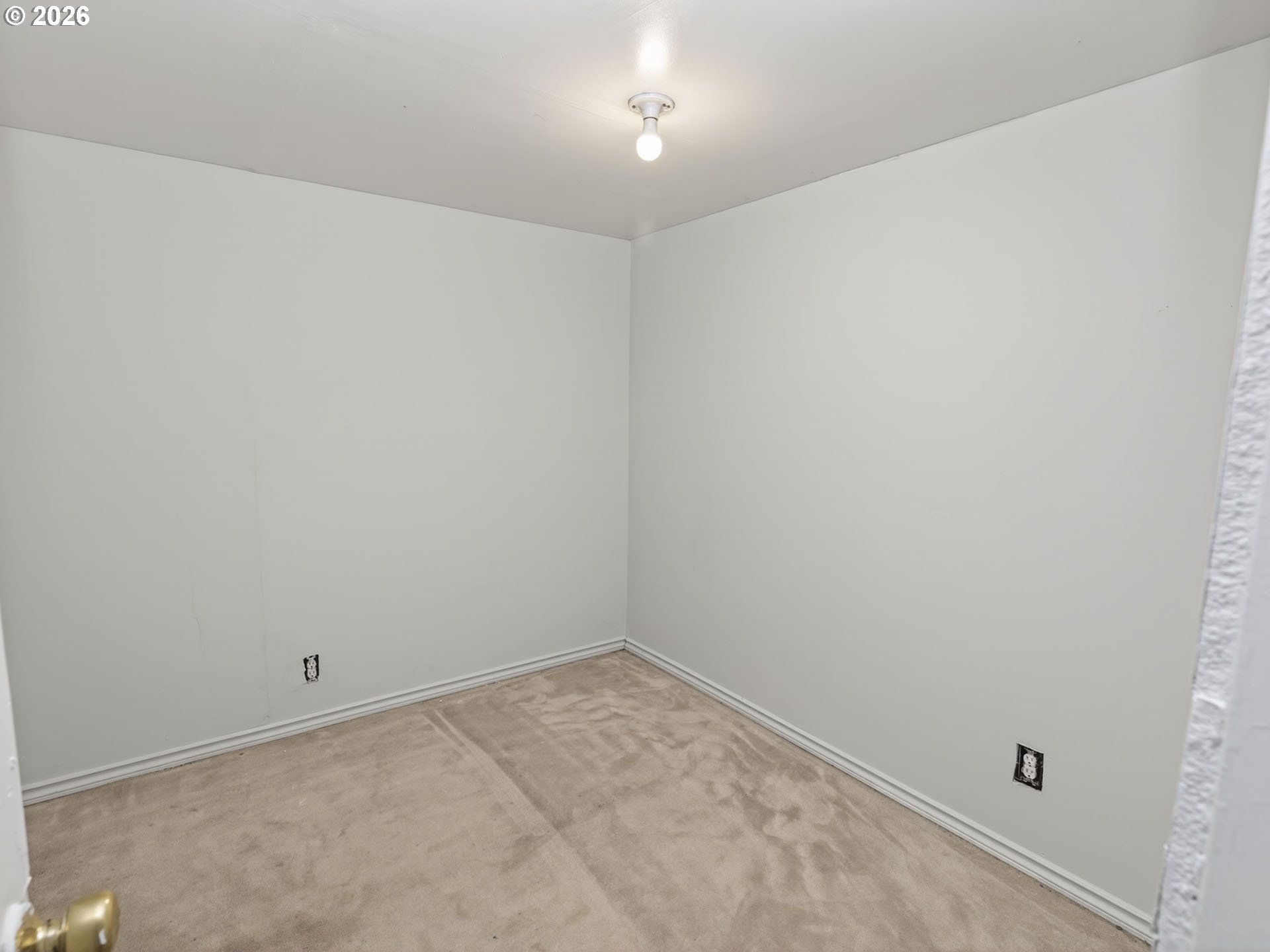 10405 Southwest Denney Road, Unit 31 Beaverton, OR 97008 - Photo 20 of 44 a view of an empty room