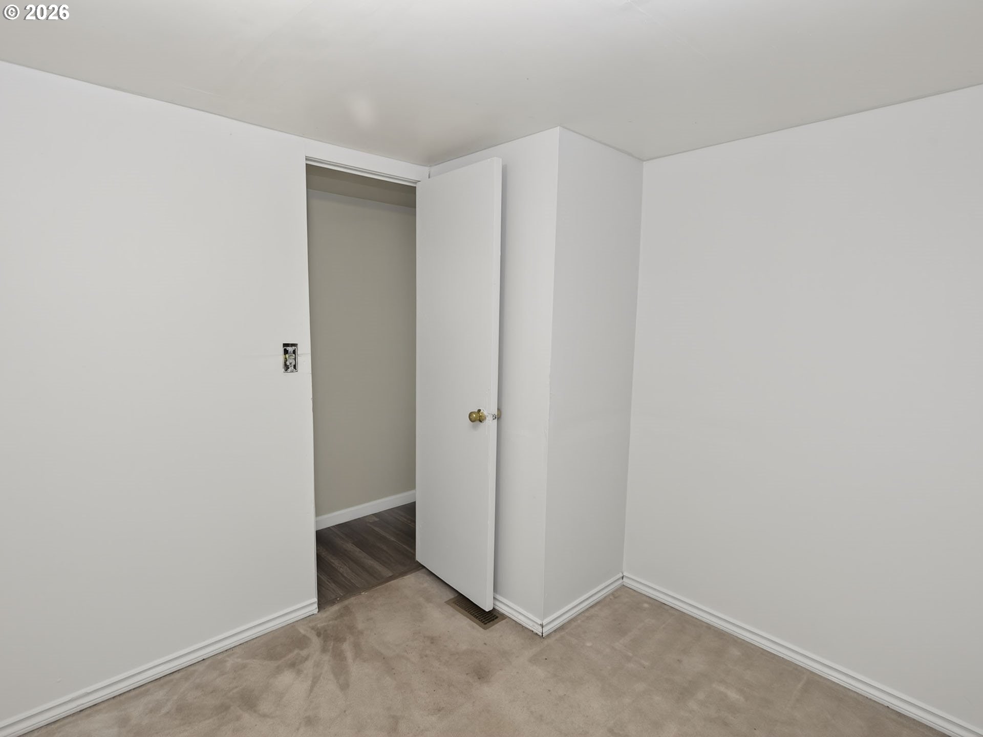 10405 Southwest Denney Road, Unit 31 Beaverton, OR 97008 - Photo 21 of 44 a view of an empty room