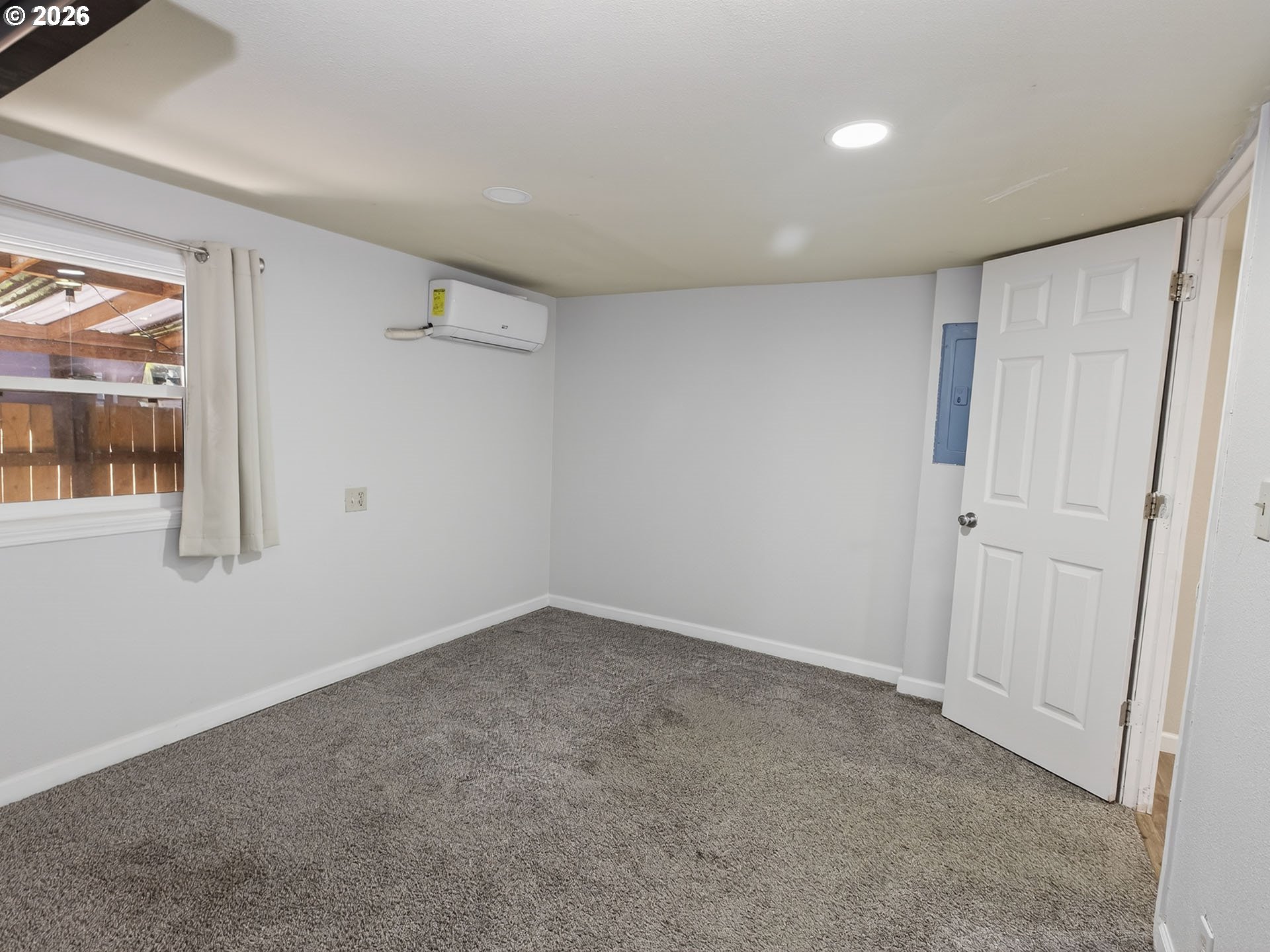 10405 Southwest Denney Road, Unit 31 Beaverton, OR 97008 - Photo 26 of 44 a view of an empty room
