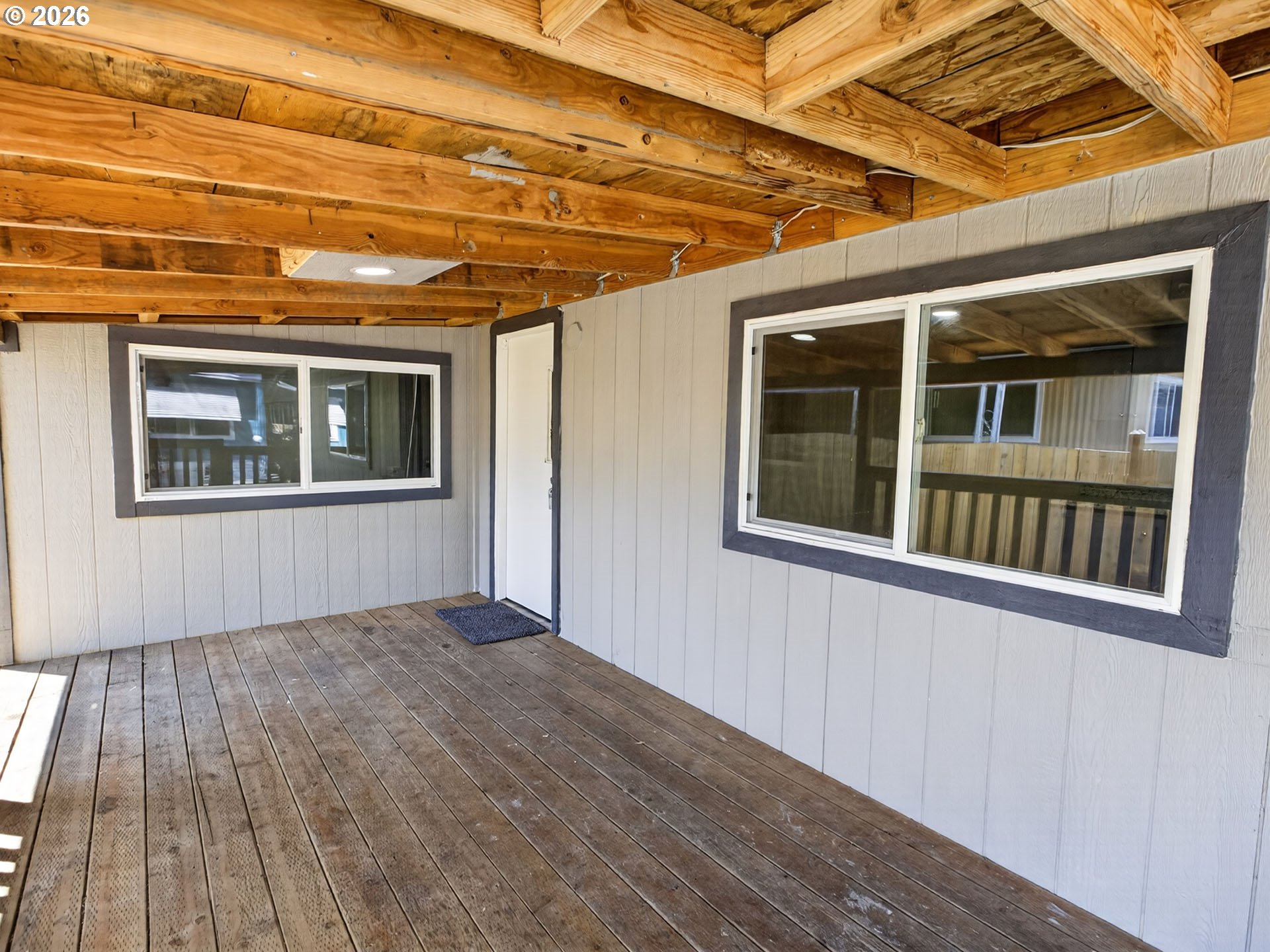10405 Southwest Denney Road, Unit 31 Beaverton, OR 97008 - Photo 7 of 44 a view of backyard with deck