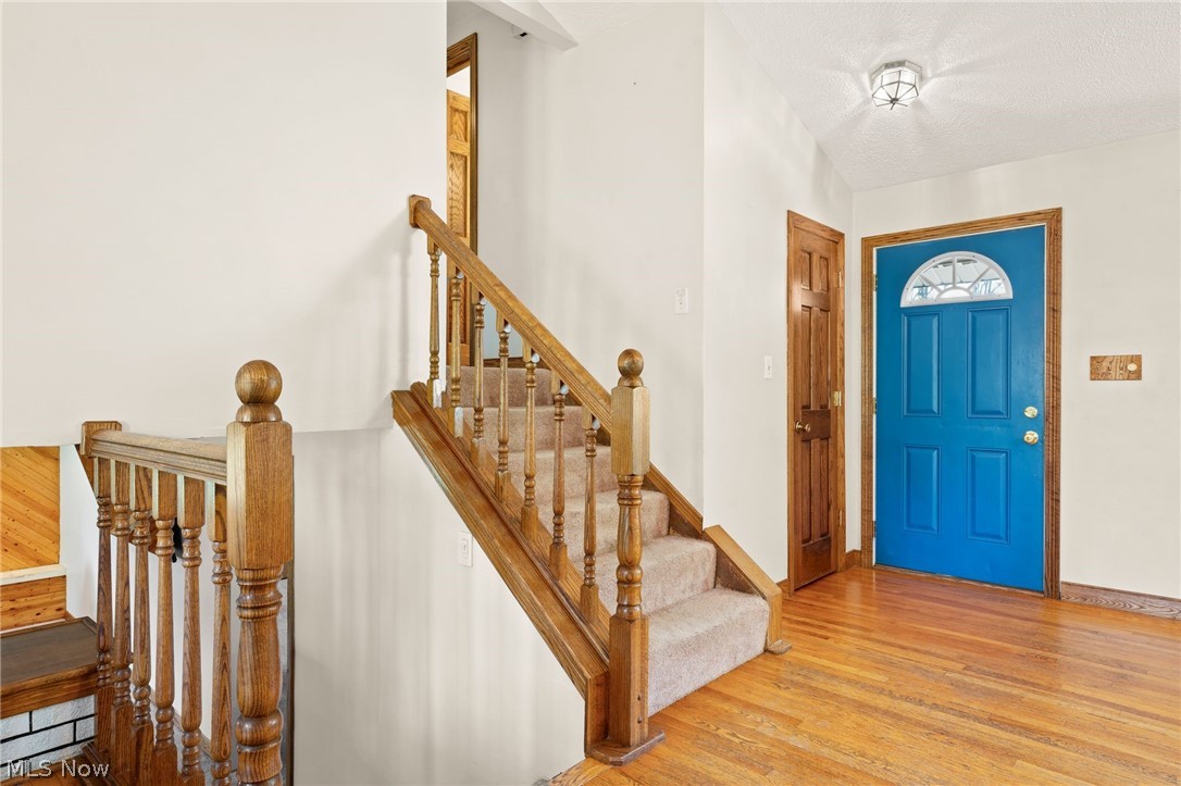 3223 Sandy Lake Road Ravenna, OH 44266 - Photo 6 of 30 Foyer with hardwood flooring