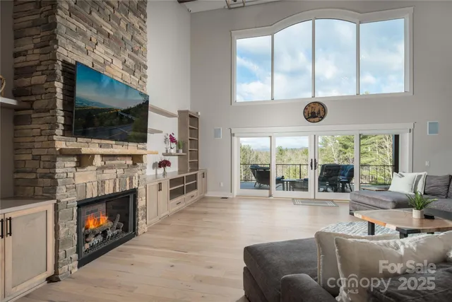 $1,800,000 | 1555 Royal Lane, Lenoir, NC 28645