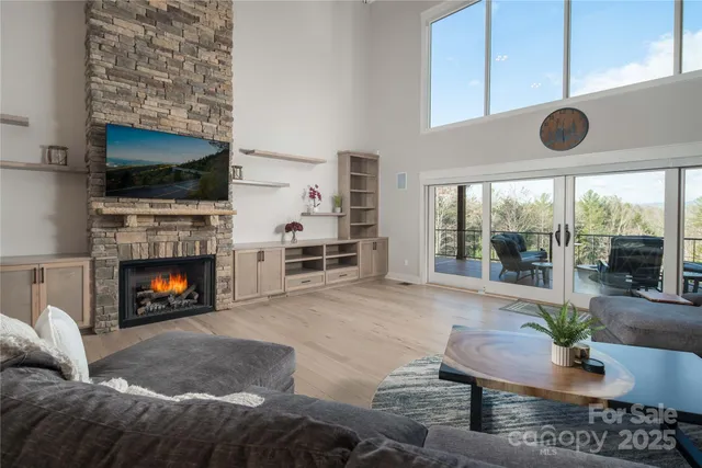 $1,800,000 | 1555 Royal Lane, Lenoir, NC 28645