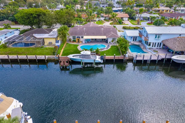 $7,800 | 2281 Southeast 11th Street, Pompano Beach, FL 33062