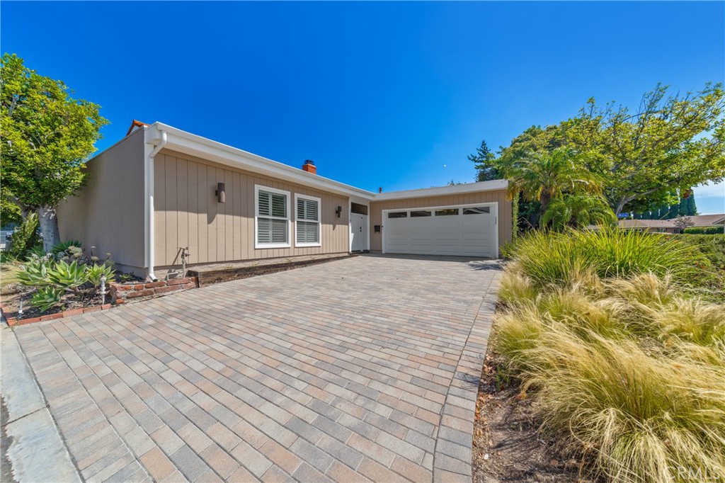 23291 Downland Road Lake Forest, CA 92630 - Photo 2 of 40
