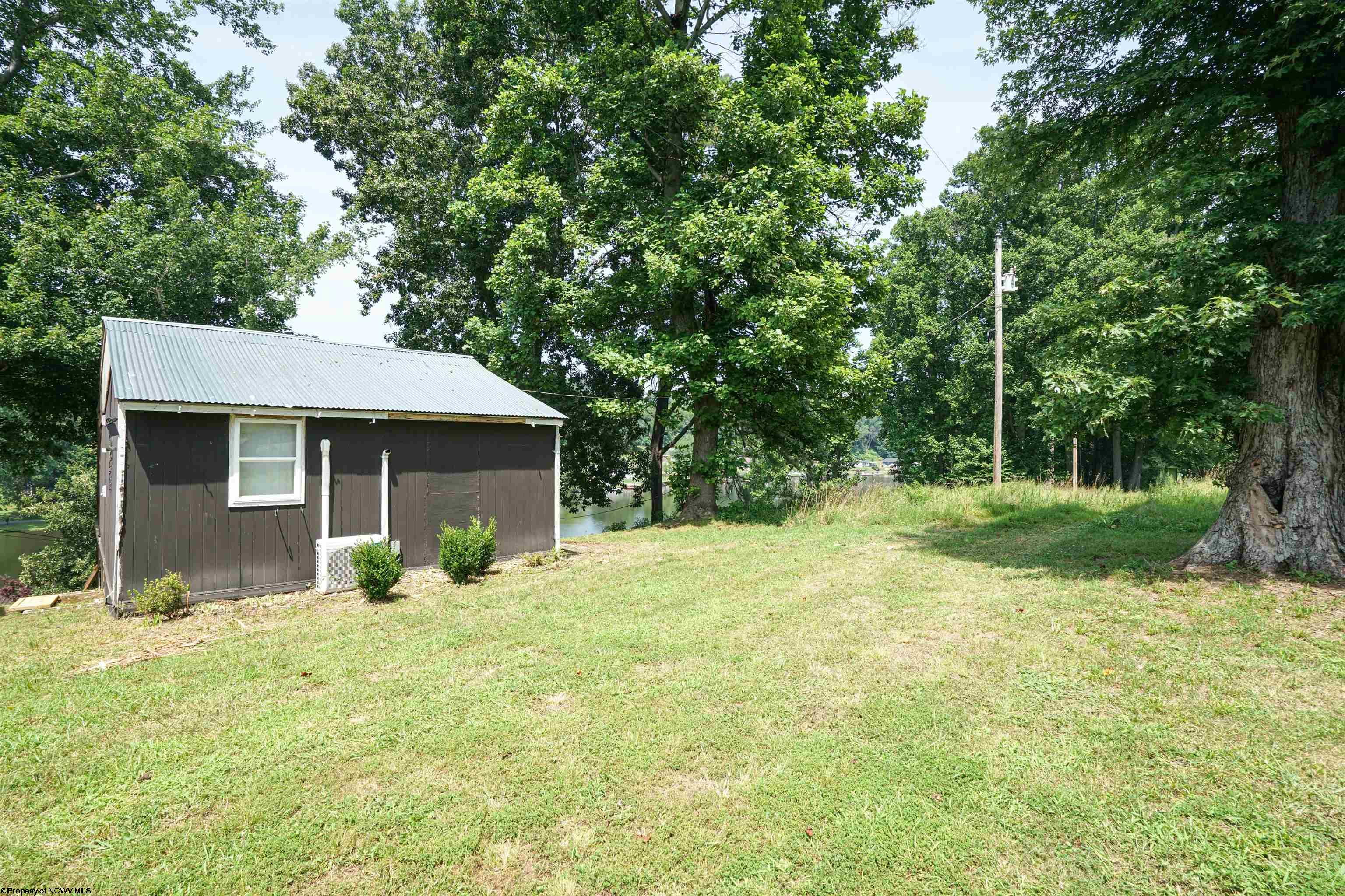 310 Crystal Lake Road West Union, WV 26456 - Photo 13 of 17 Gallery Image 13