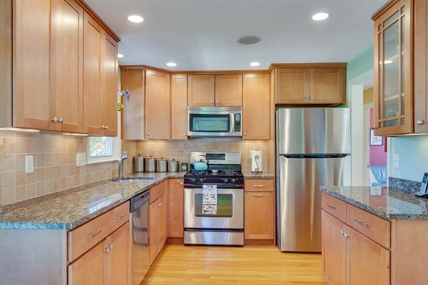 2 Todd Road Woburn, MA 01801 - Photo 11 of 32