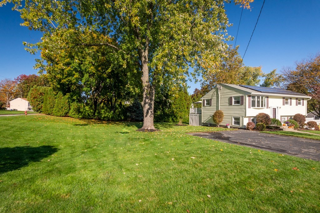 2 Todd Road Woburn, MA 01801 - Photo 2 of 32