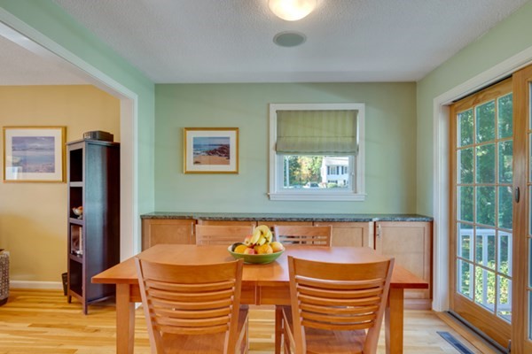 2 Todd Road Woburn, MA 01801 - Photo 9 of 32