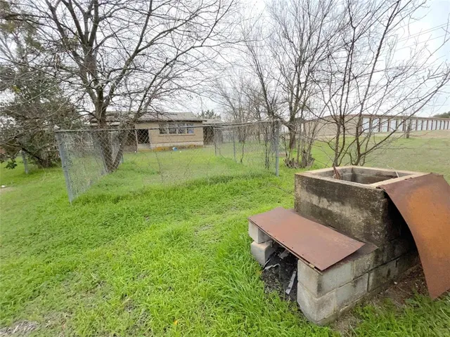 $182,000 | 2011 West 5th Street, Clifton, TX 76634