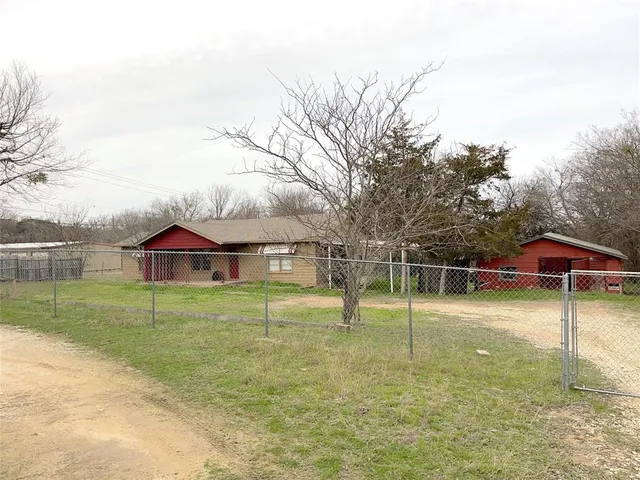 $182,000 | 2011 West 5th Street, Clifton, TX 76634