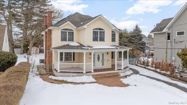 $5,600 | 234 South Pershing Avenue, Bethpage, NY 11714