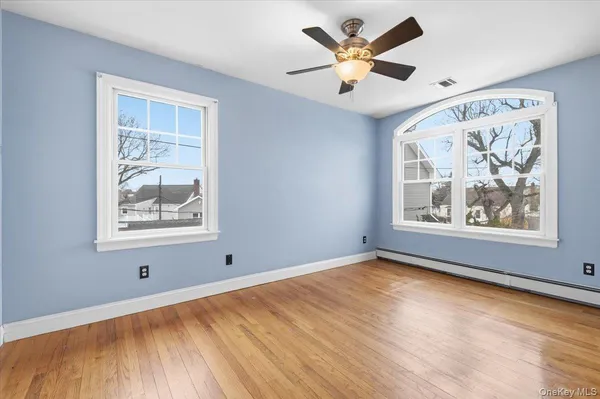 $5,600 | 234 South Pershing Avenue, Bethpage, NY 11714