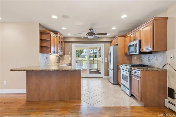 $5,600 | 234 South Pershing Avenue, Bethpage, NY 11714