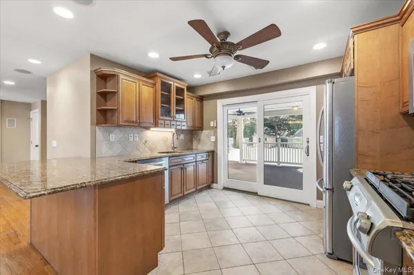 $5,600 | 234 South Pershing Avenue, Bethpage, NY 11714