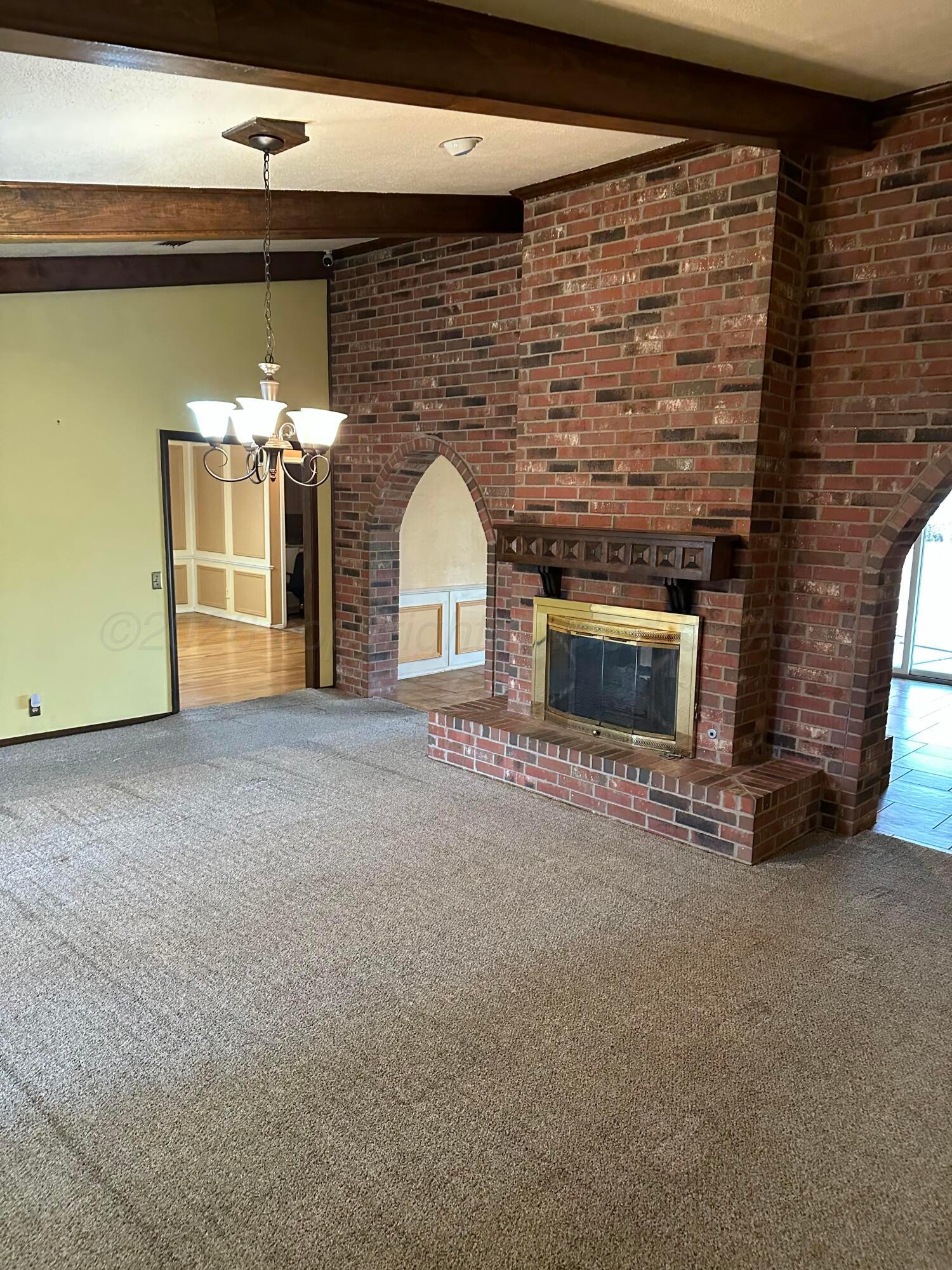 607 Hillshire Street Borger, TX 79007 - Photo 20 of 30 IMG_3153-preview