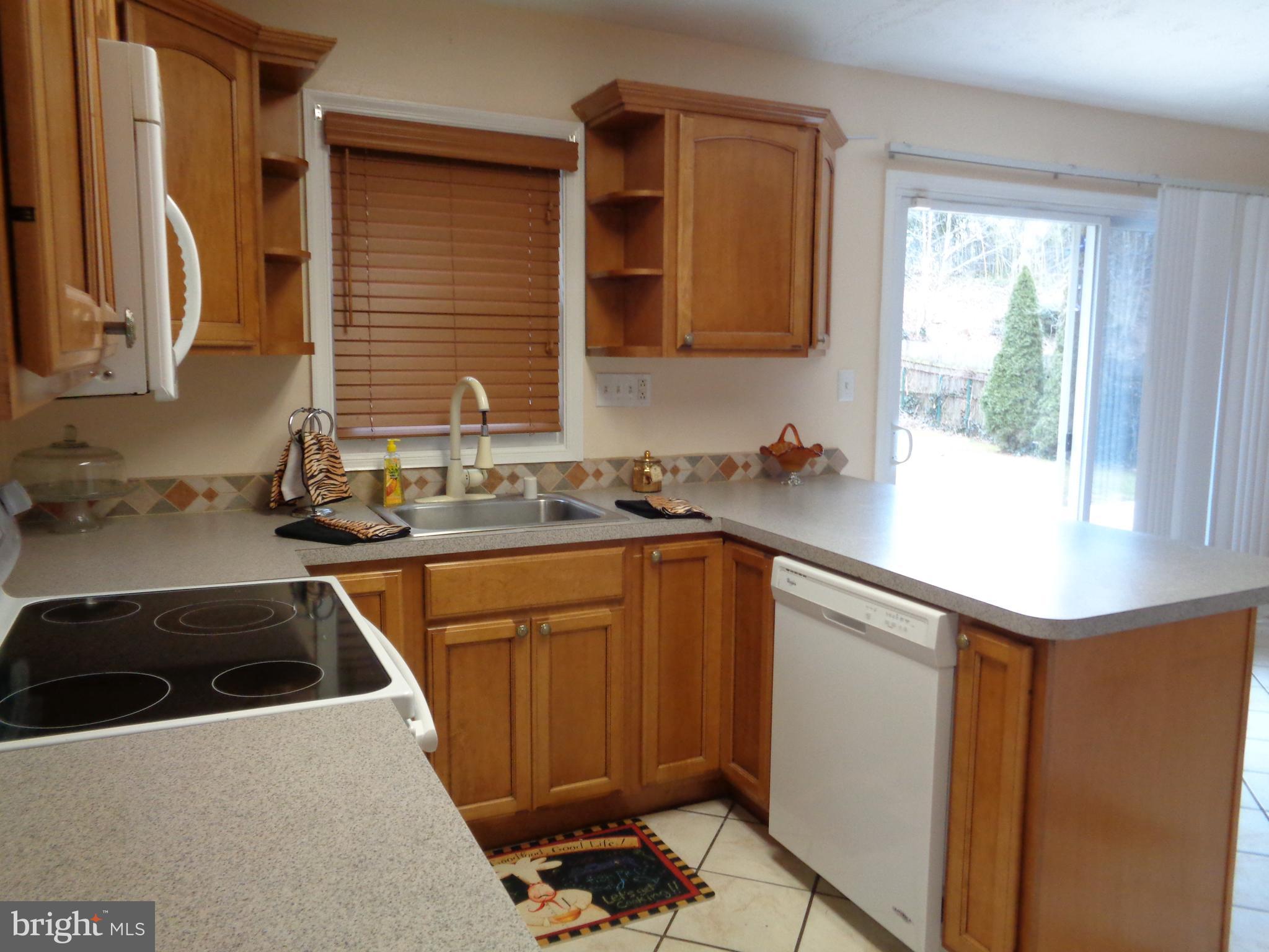 409 Breslin Road Joppa, MD 21085 - Photo 3 of 22 Kitchen