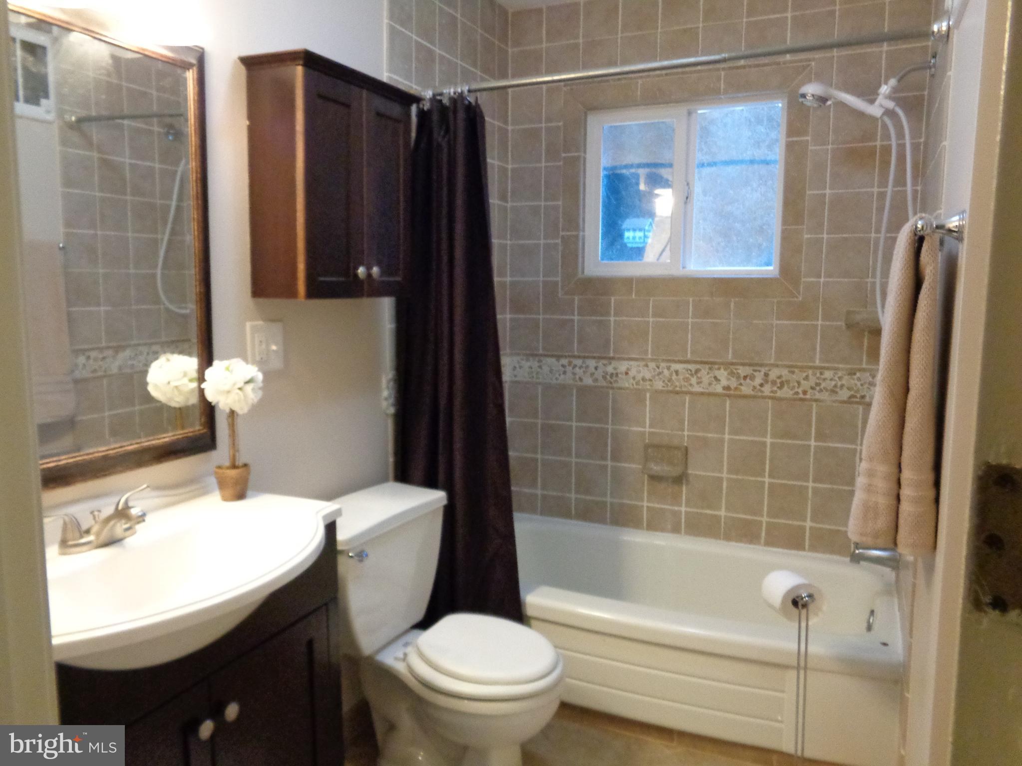 409 Breslin Road Joppa, MD 21085 - Photo 8 of 22 Bath