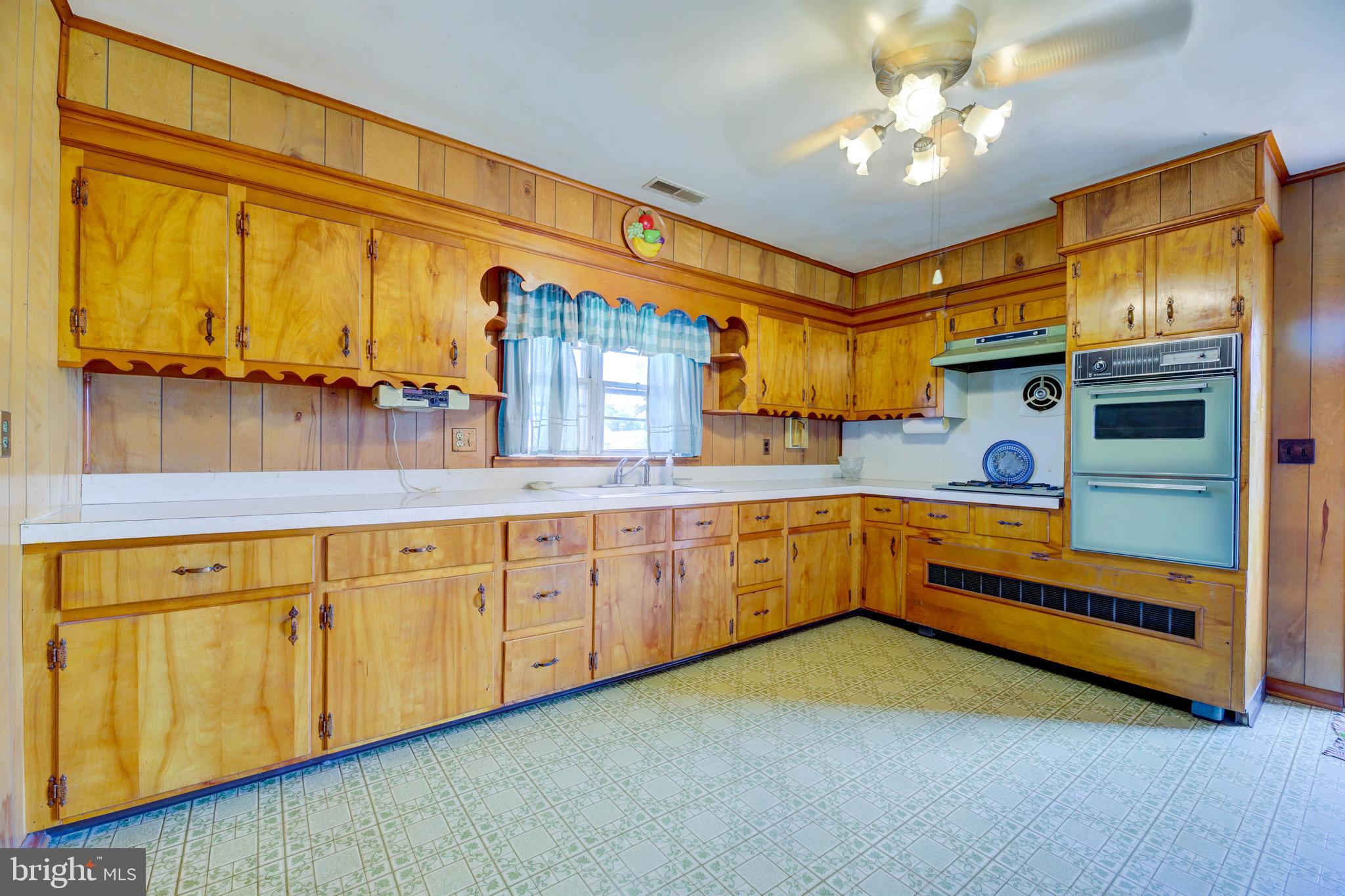5422 Moose Lodge Road Cambridge, MD 21613 - Photo 8 of 27 Kitchen