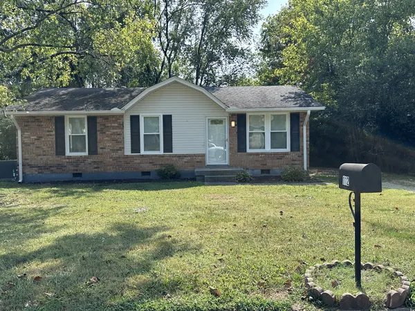 $1,595 | 112 Carden Street, Hendersonville, TN 37075