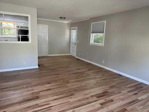 $1,595 | 112 Carden Street, Hendersonville, TN 37075