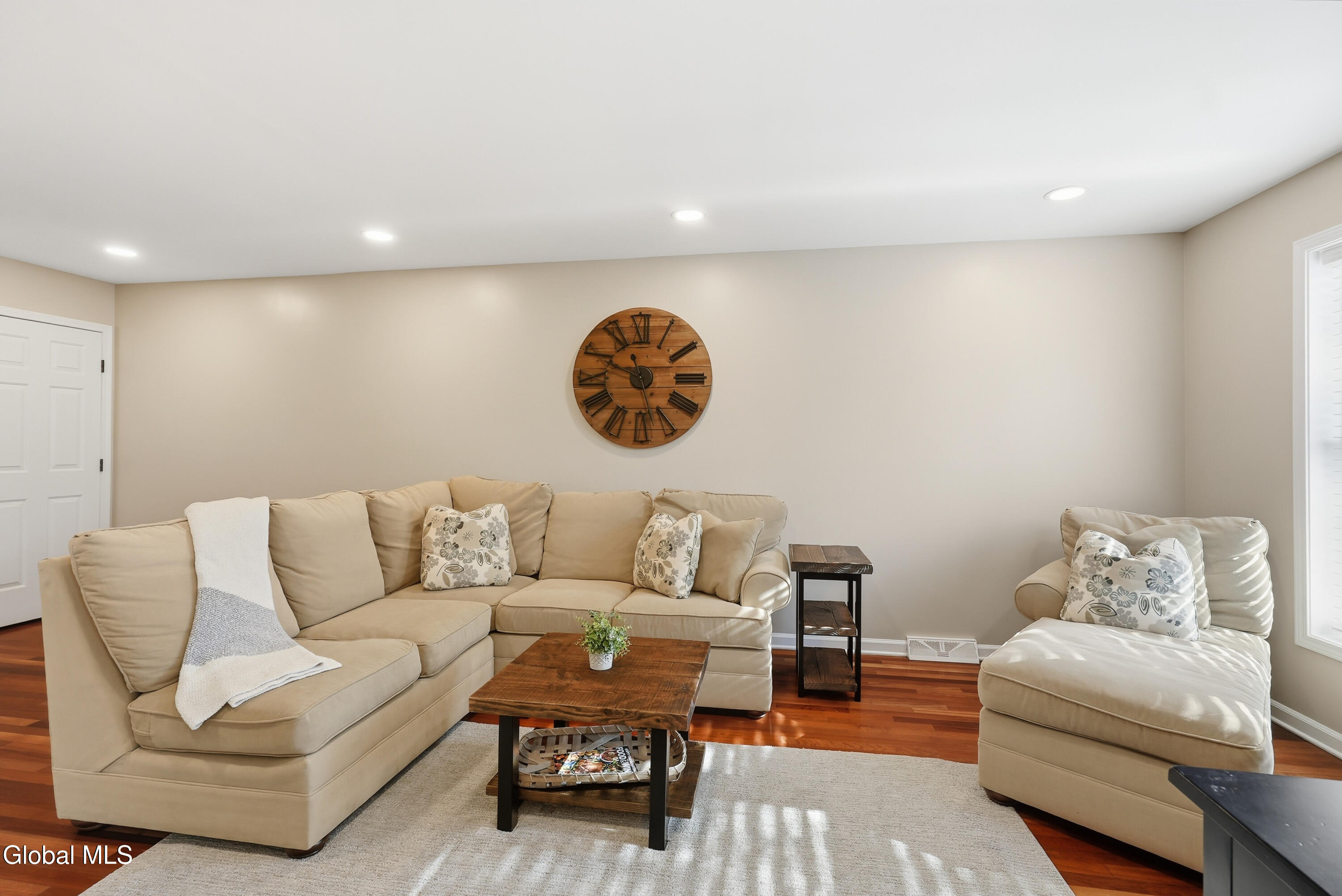 167 Harvard Road Colonie, NY 12189 - Photo 8 of 27 living room