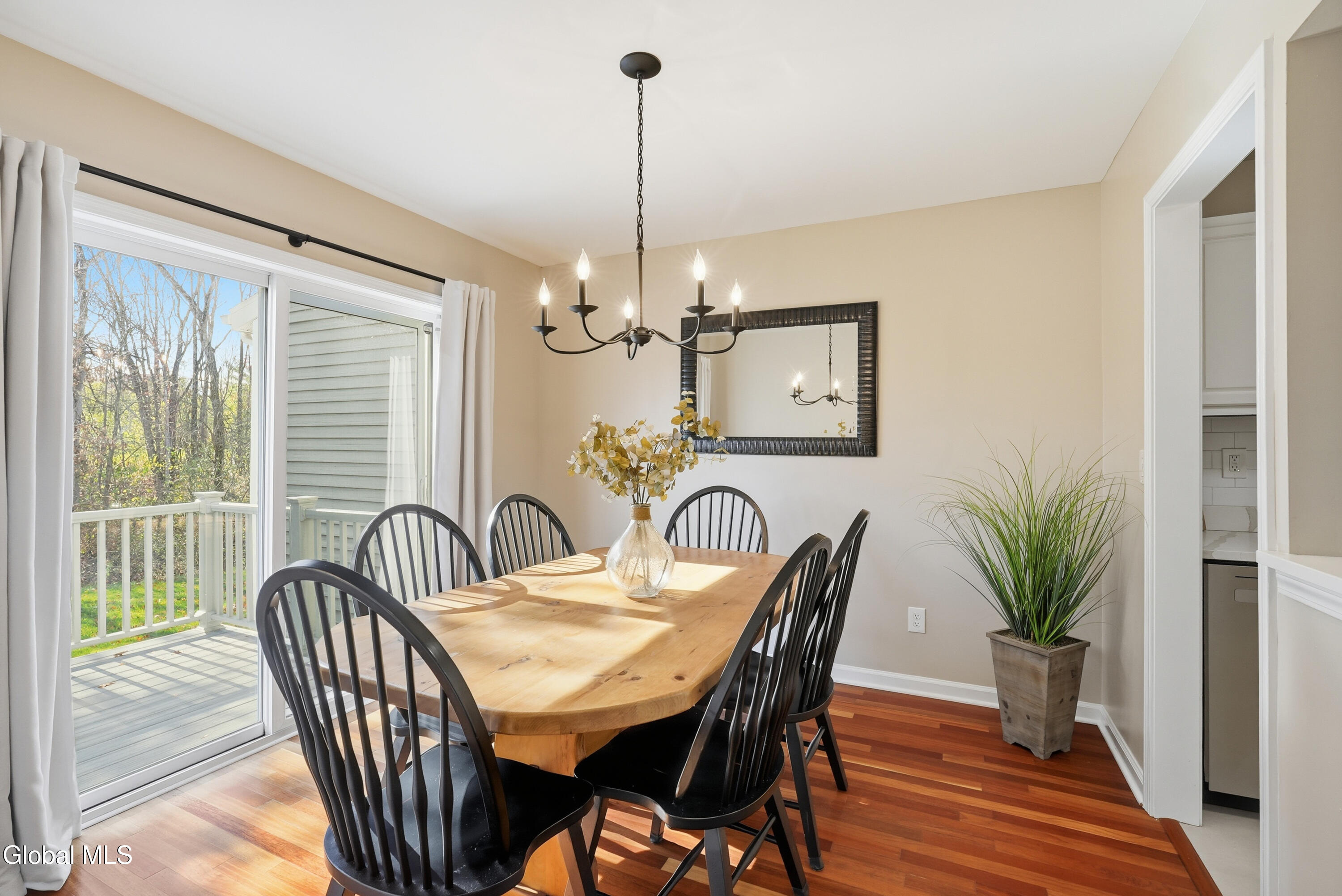 167 Harvard Road Colonie, NY 12189 - Photo 10 of 27 dining room