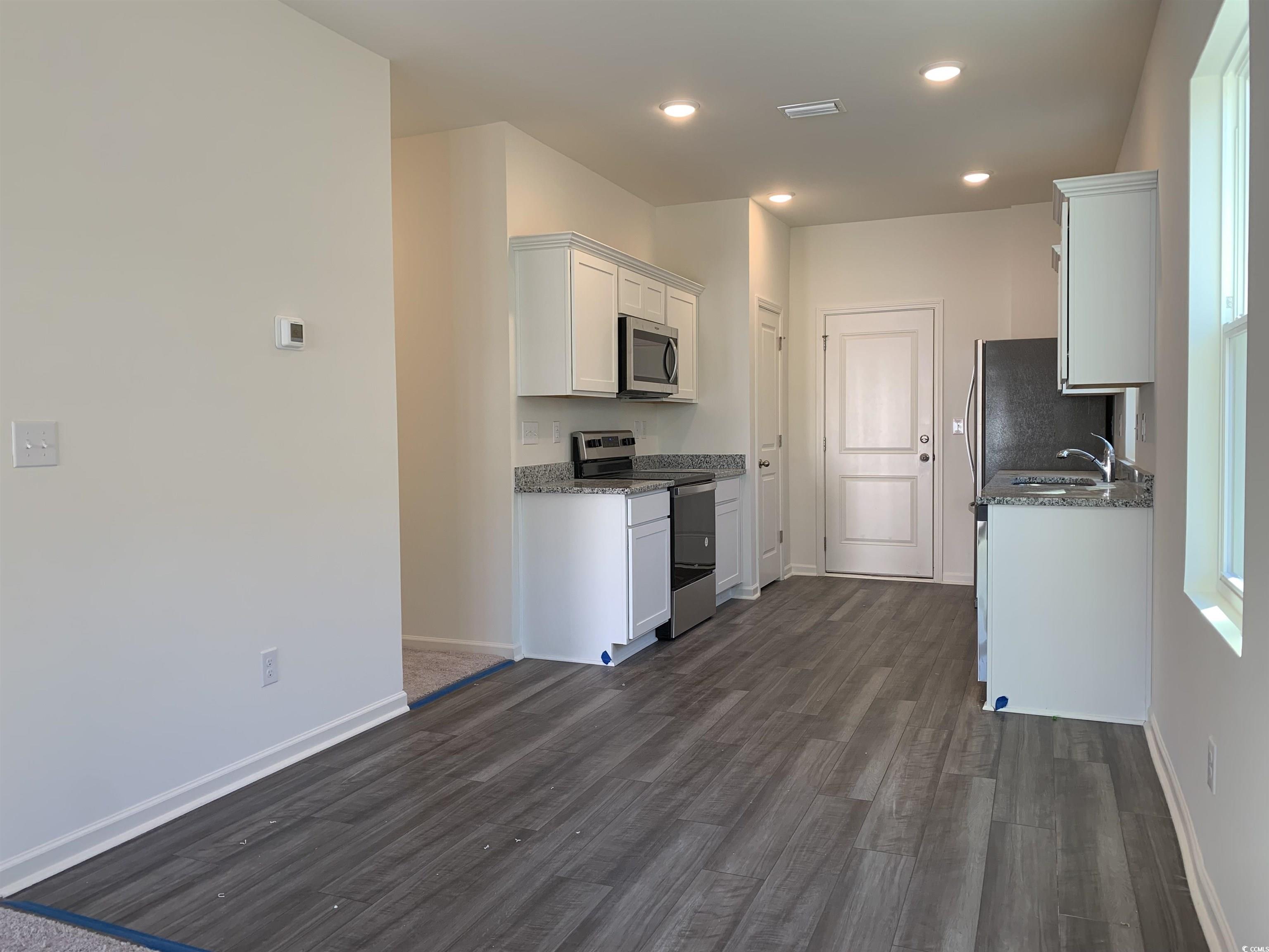 504 Silver Pidgeon Street Aynor, SC 29511 - Photo 4 of 7