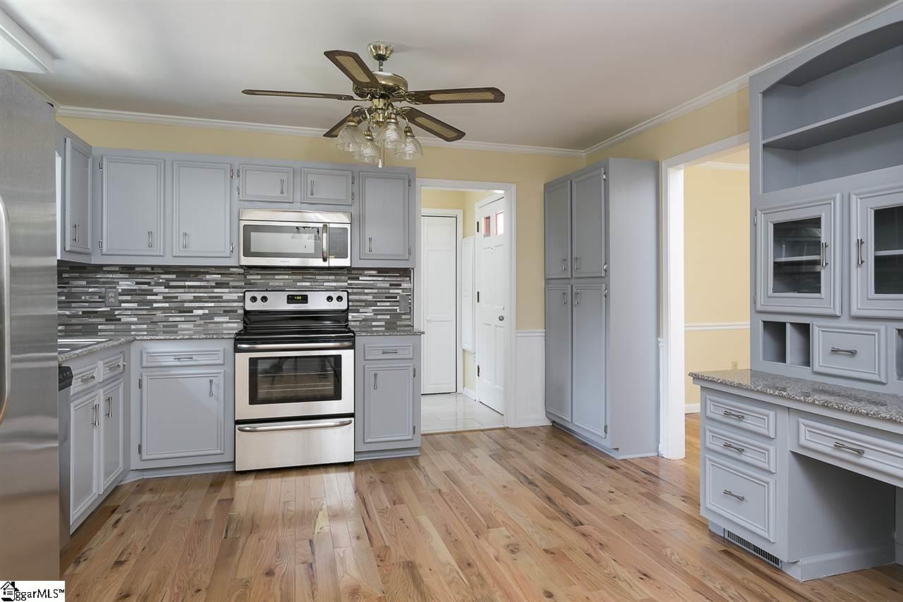 111 Watt Rogers Road Pelzer, SC 29669 - Photo 10 of 36