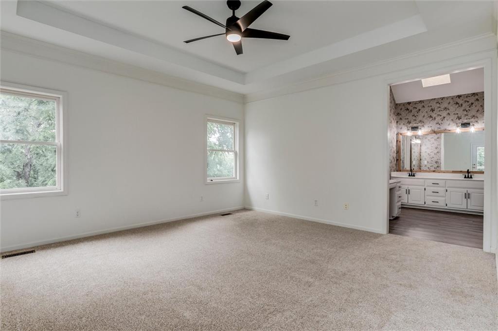6001 Hallet Street Shawnee, KS 66216 - Photo 17 of 36